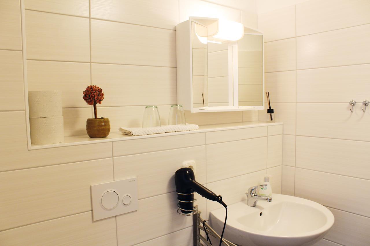 Severin Apartments ภายนอก รูปภาพ